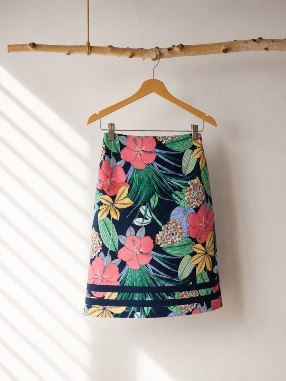 TALBOTS COTTON CANVAS A-LINE SKIRT - HIBISCUS PRINT